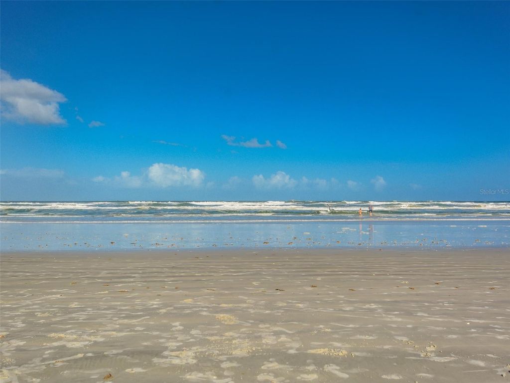 Image 46 of property listing at 5300 S ATLANTIC AVENUE 7-307, New Smyrna Beach, FL 32169