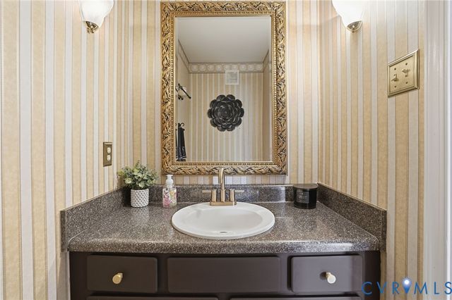 8347 Oxfordshire Pl, Mechanicsville, VA 23111