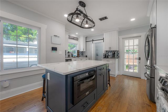 203 W FRIERSON AVENUE, Tampa, FL 33603