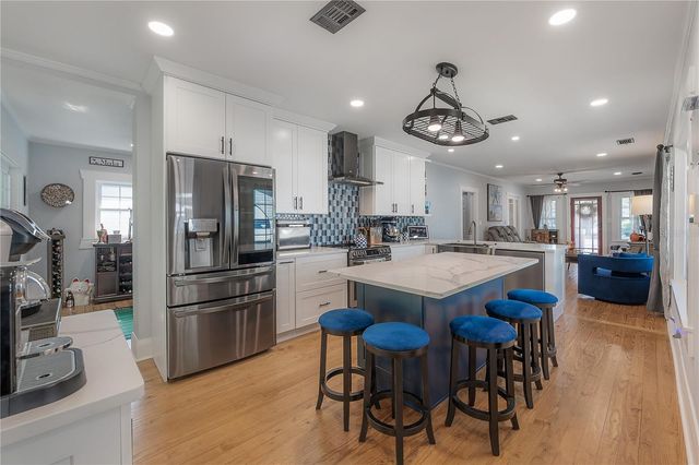 203 W FRIERSON AVENUE, Tampa, FL 33603