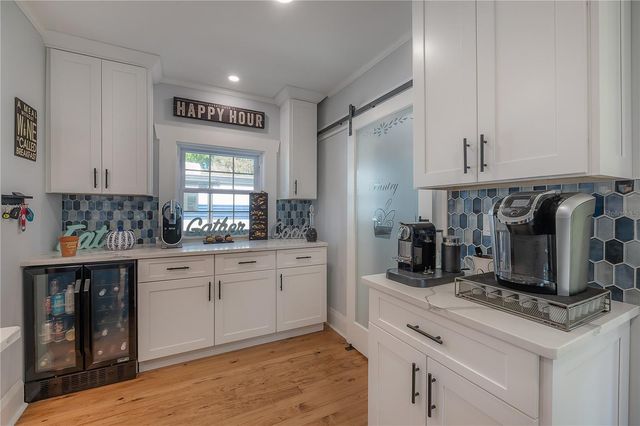 203 W FRIERSON AVENUE, Tampa, FL 33603