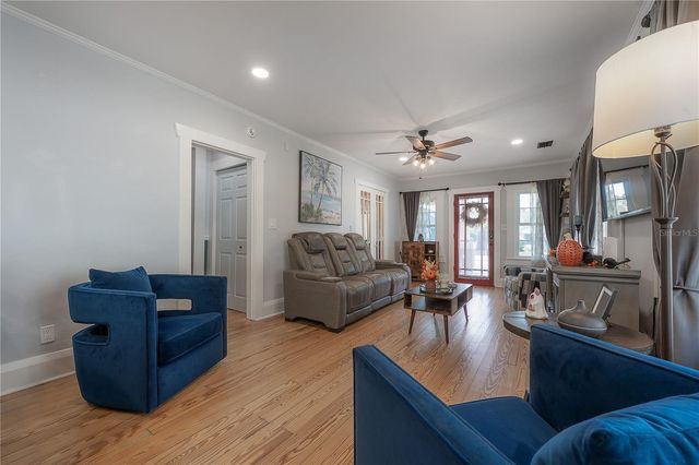 203 W FRIERSON AVENUE, Tampa, FL 33603