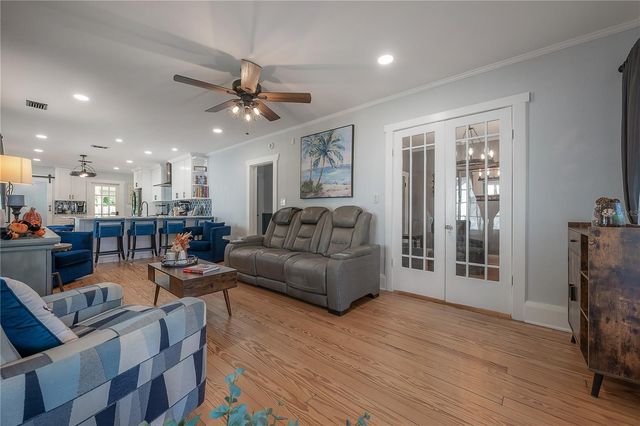 203 W FRIERSON AVENUE, Tampa, FL 33603