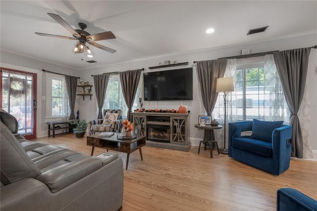 203 W FRIERSON AVENUE, Tampa, FL 33603