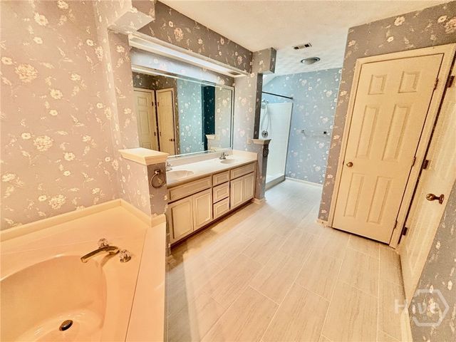 70 Passaic Lane, Richmond Hill, GA 31324