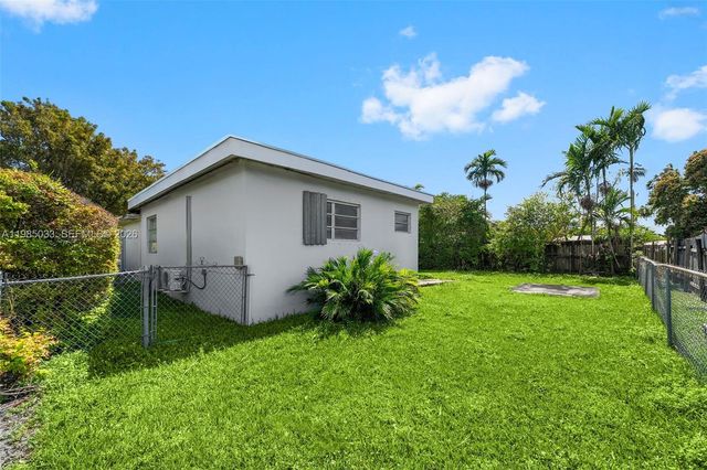 1840 SW 63rd Ave, West Miami, FL 33155