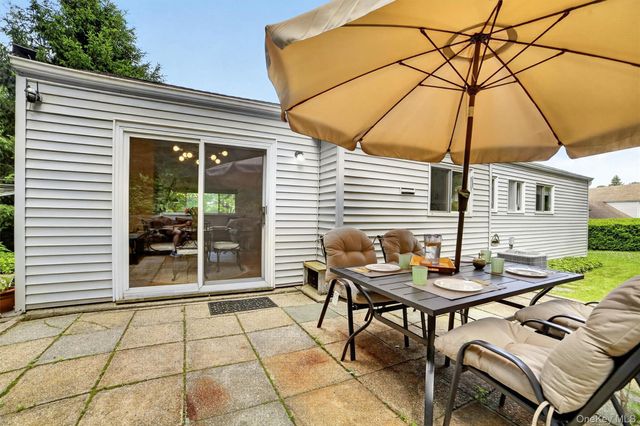 4 Pamela Lane, Valhalla, NY 10595