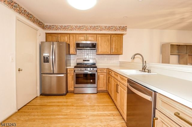 190 Jonathan Pl, Franklin Twp., NJ 08873