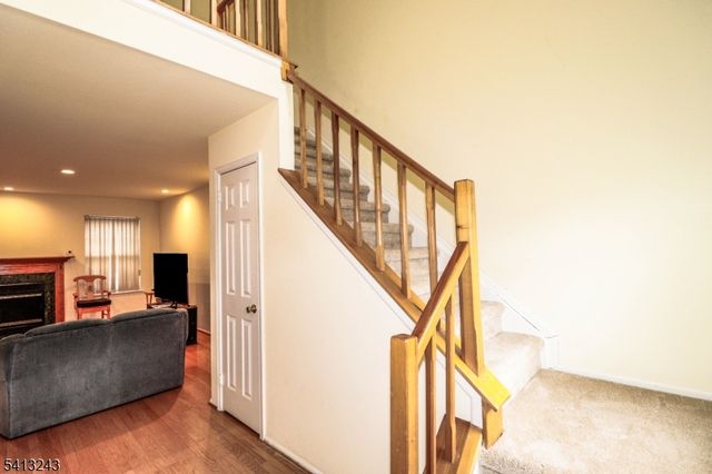 190 Jonathan Pl, Franklin Twp., NJ 08873