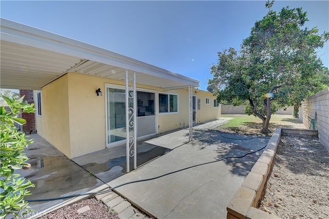 11883 Mayflower Court, Fountain Valley, CA 92708