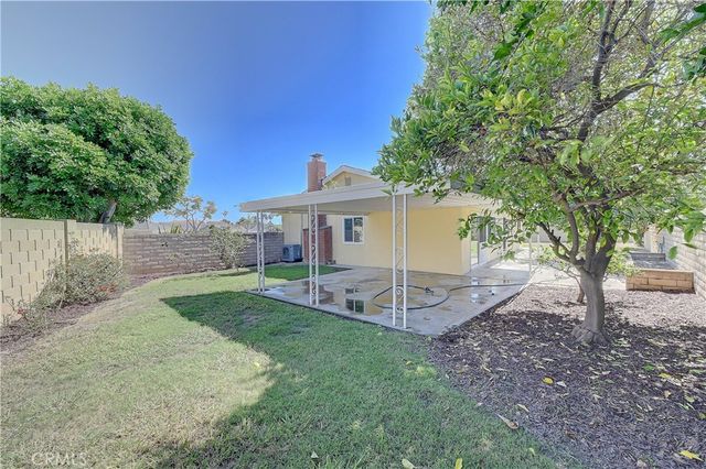 11883 Mayflower Court, Fountain Valley, CA 92708