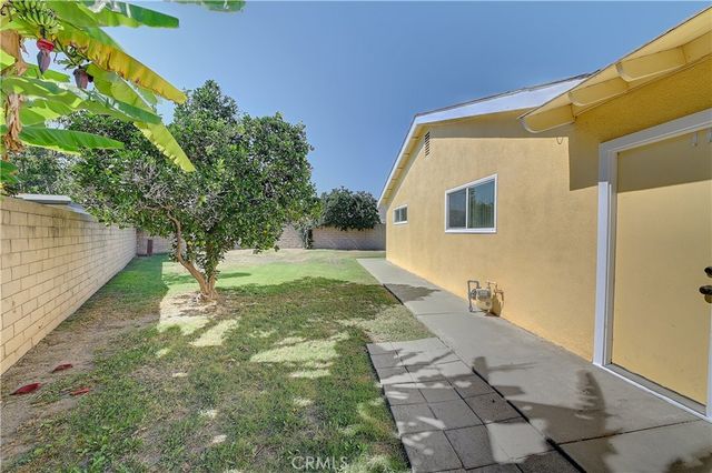 11883 Mayflower Court, Fountain Valley, CA 92708