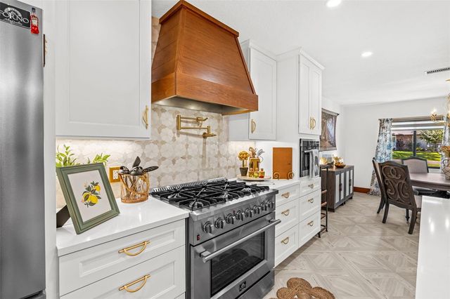 457 FORESTWOOD LANE, Maitland, FL 32751