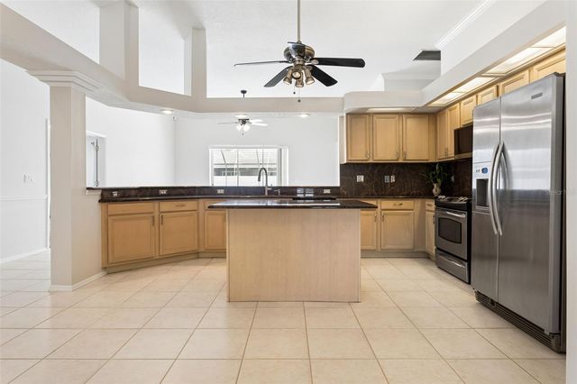 10020 CYPRESS SHADOW AVENUE, Tampa, FL 33647