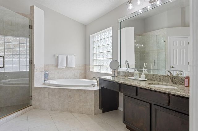 10020 CYPRESS SHADOW AVENUE, Tampa, FL 33647