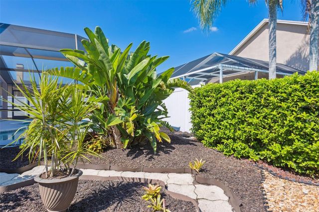 10020 CYPRESS SHADOW AVENUE, Tampa, FL 33647