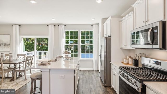 515 N PALACE DR, Glassboro, NJ 08028