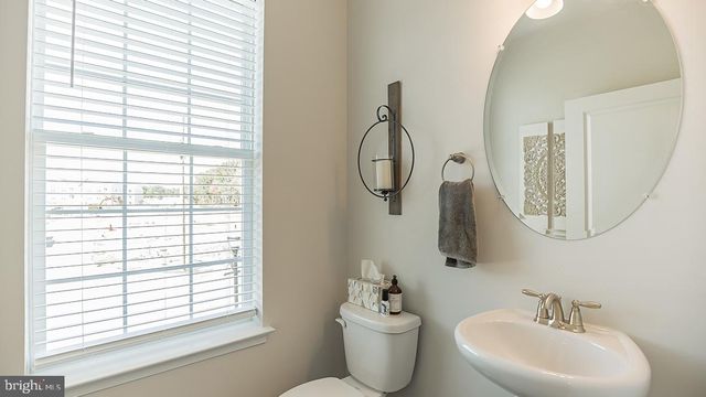 515 N PALACE DR, Glassboro, NJ 08028