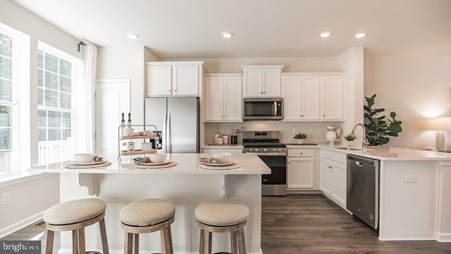 515 N PALACE DR, Glassboro, NJ 08028