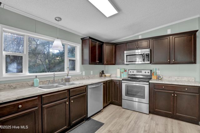 151 Shelley Road, Hampstead, NC 28443