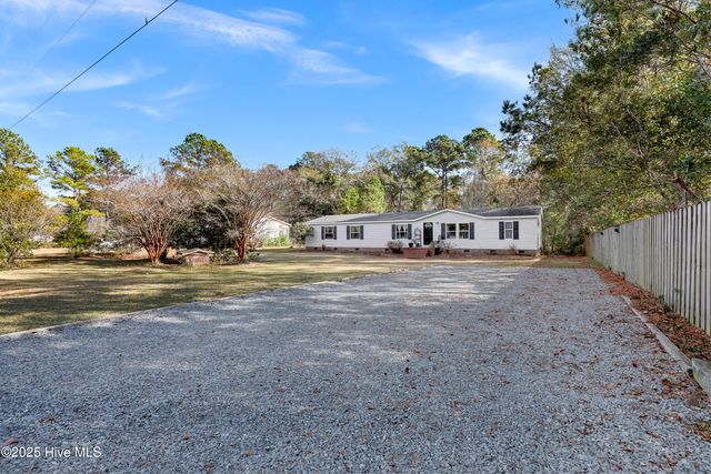 151 Shelley Road, Hampstead, NC 28443