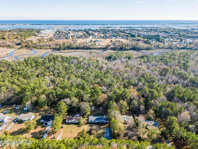 151 Shelley Road, Hampstead, NC 28443