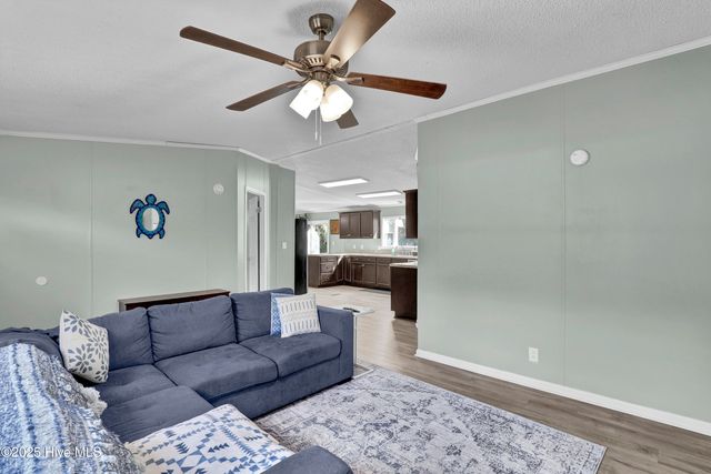 151 Shelley Road, Hampstead, NC 28443