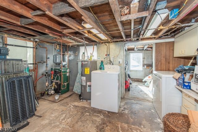 40 Kingsland Rd, West Milford Twp., NJ 07421