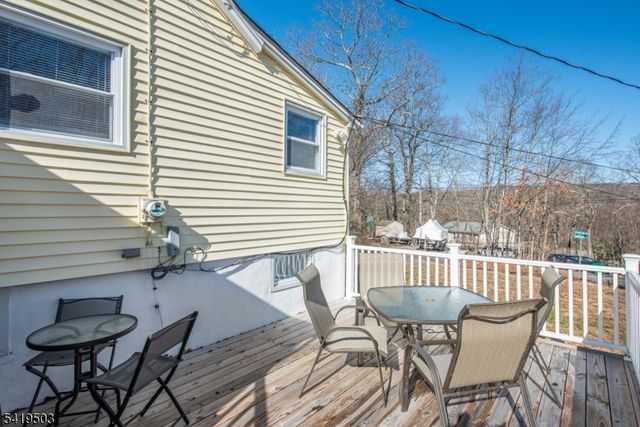 40 Kingsland Rd, West Milford Twp., NJ 07421