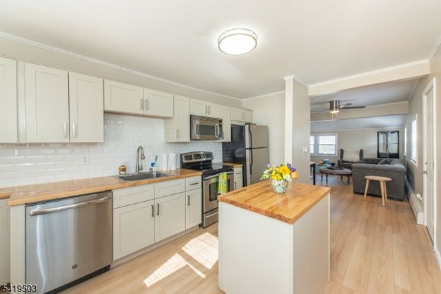 40 Kingsland Rd, West Milford Twp., NJ 07421