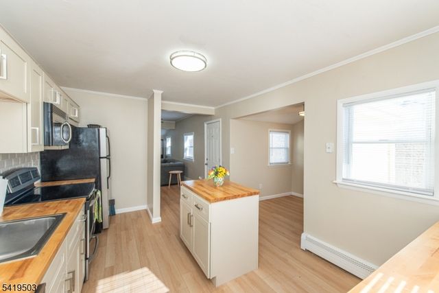 40 Kingsland Rd, West Milford Twp., NJ 07421