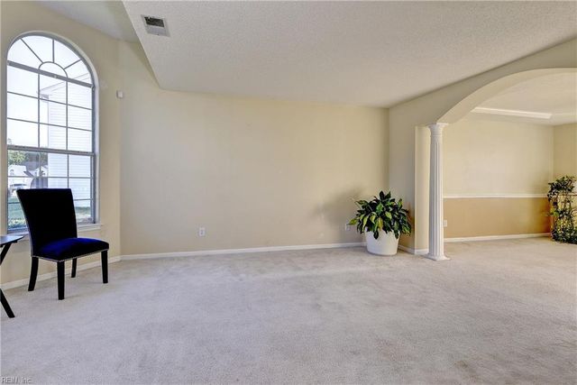 266 Cabell DR, Newport News, VA 23602
