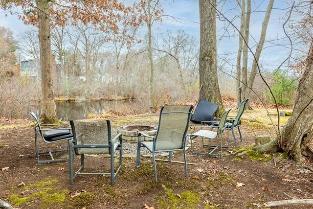 70 Riverside Ave, Attleboro, MA 02703