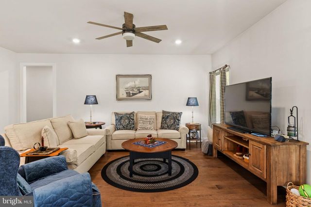 2534 MORGAN RUN, Huntingdon Valley, PA 19006