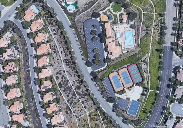 2 Villa Roma, Lake Elsinore, CA 92532