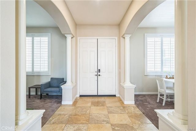 2 Villa Roma, Lake Elsinore, CA 92532