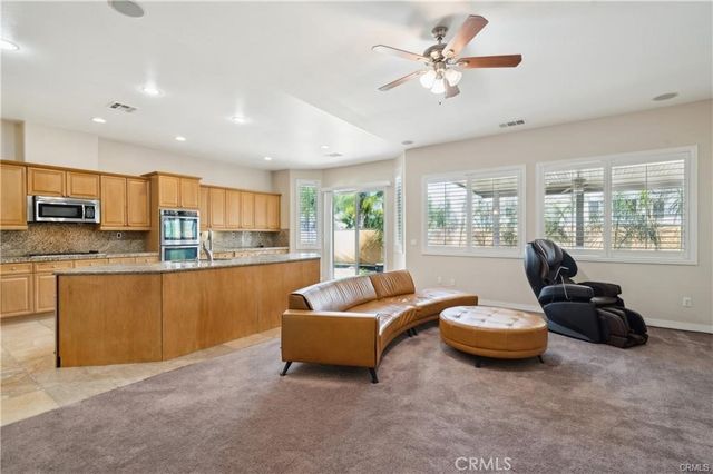 2 Villa Roma, Lake Elsinore, CA 92532