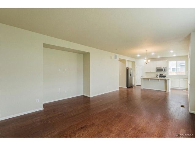825 Wagon Bend Rd, Berthoud, CO 80513