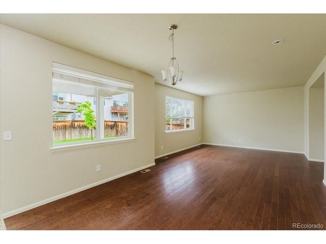 825 Wagon Bend Rd, Berthoud, CO 80513