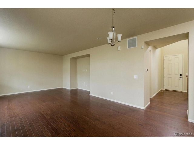 825 Wagon Bend Rd, Berthoud, CO 80513
