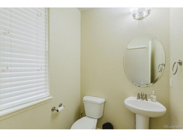 825 Wagon Bend Rd, Berthoud, CO 80513