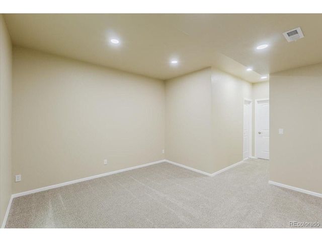 825 Wagon Bend Rd, Berthoud, CO 80513