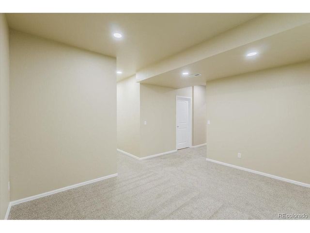 825 Wagon Bend Rd, Berthoud, CO 80513
