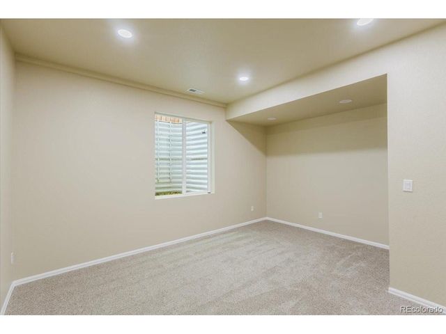 825 Wagon Bend Rd, Berthoud, CO 80513
