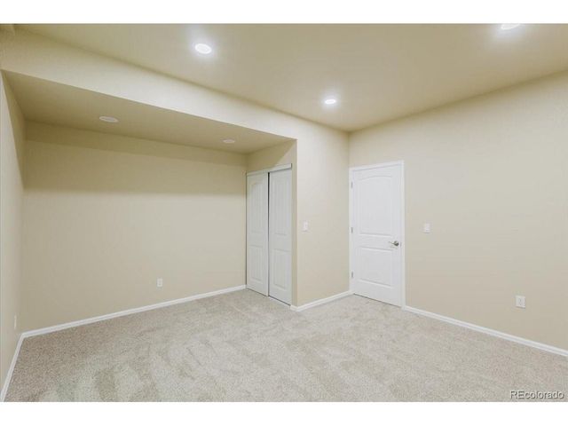 825 Wagon Bend Rd, Berthoud, CO 80513