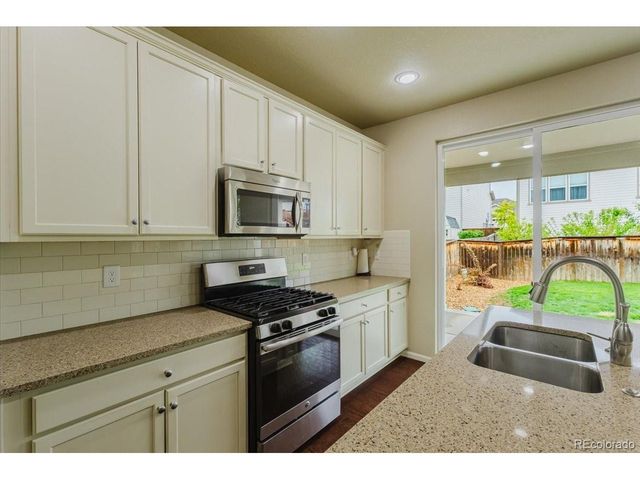 825 Wagon Bend Rd, Berthoud, CO 80513
