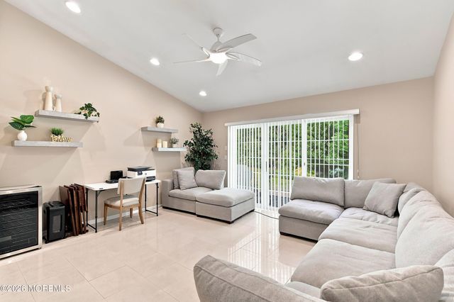 64 Merion Lane, Jackson, NJ 08527