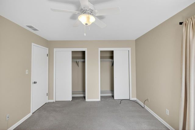 1022 N Stratford Ln, Wichita, KS 67206