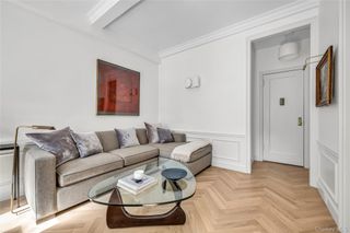 18 W 70 Street 9-H, New York (manhattan), NY 11023