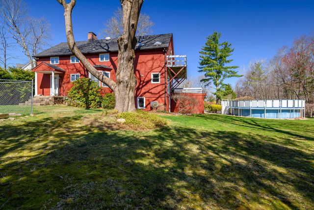 7 McNeil Road, Bethel, CT 06801